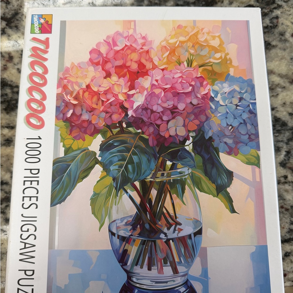 1000-Piece Jigsaw Puzzle - Colorful Hydrangea Bouquet